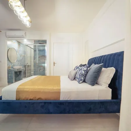 Johnny's Guest house
